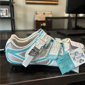 Women’s Size 42 Shimano Cycling Shoes